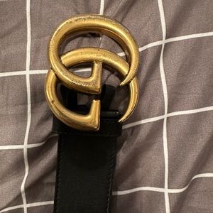 Gucci Belt. Size 85. Fits up to pants size 28